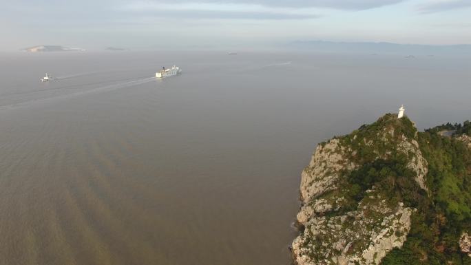 远拍中远之星穿越玉环大麦屿龙湾村海峡