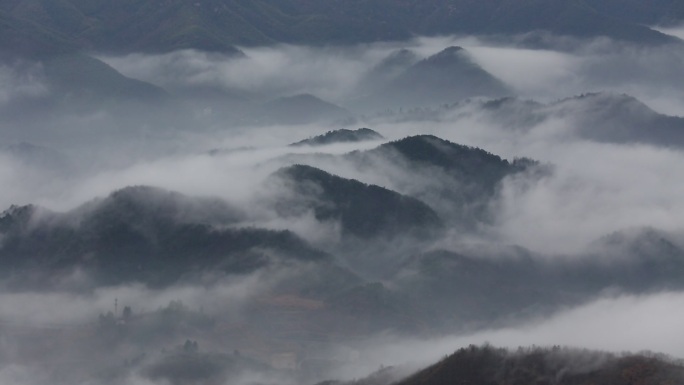 江南浙江绍兴金华山区山村云雾云海水墨