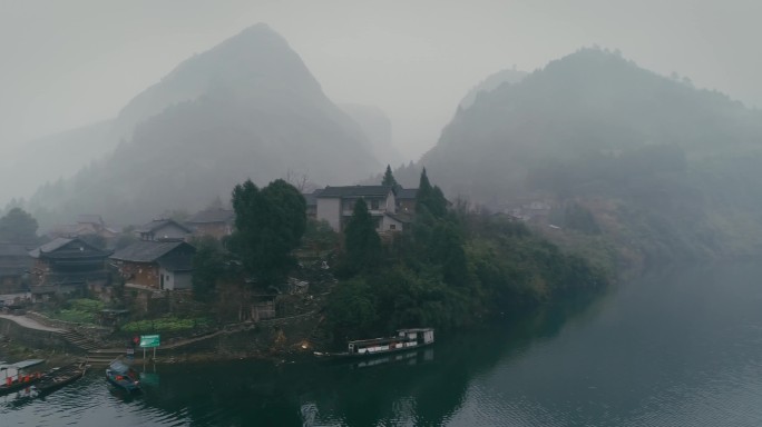 4K浓雾中的湘西土家族聚居地07