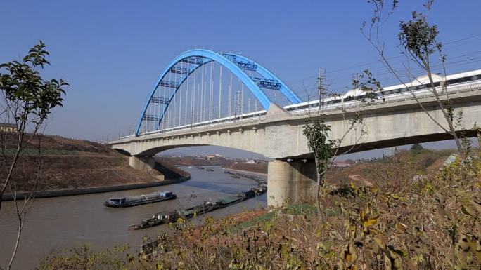 京杭大运河 高铁 动车 飞驰 铁路桥