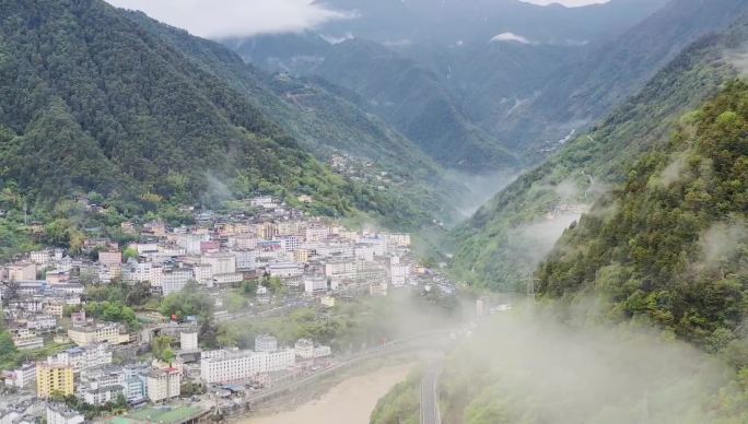 怒江贡山县航拍大峡谷实拍