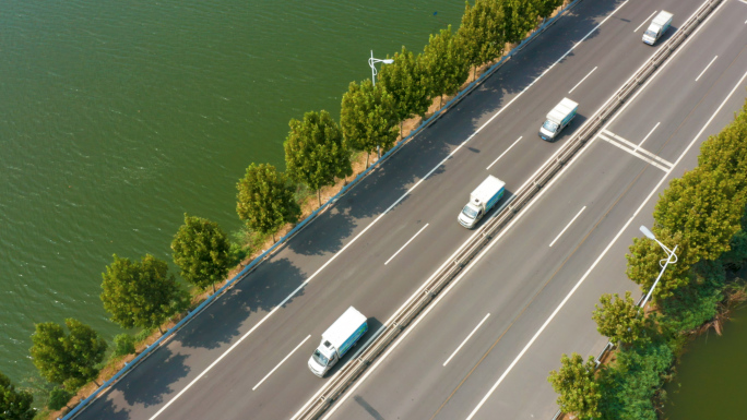 4K集装箱车队-航拍物流车