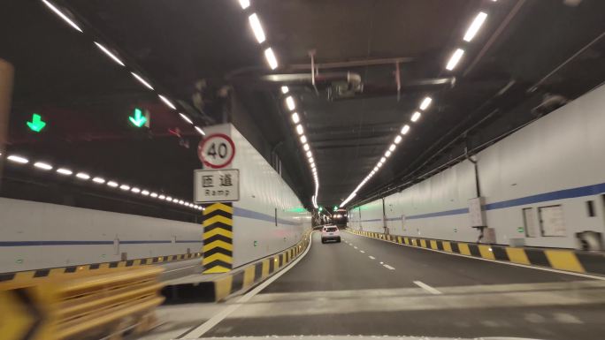 厦门市海沧隧道行车视频