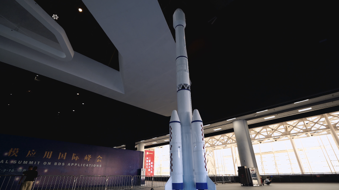4K长征系列运载火箭模型空镜