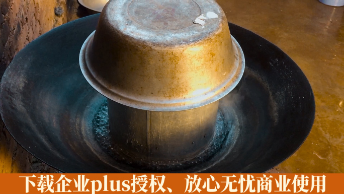 农村厨房视频云南农村过年做年饭大锅蒸饭