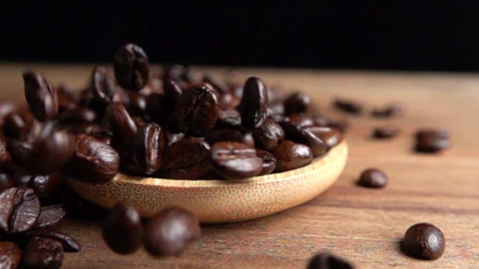 咖啡咖啡豆创意升格短视频
