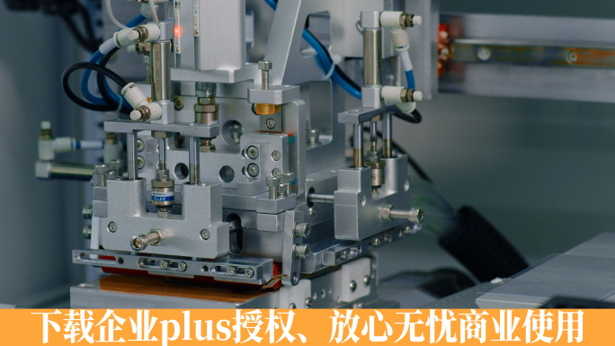 科技工业视频手机屏生产机器压膜压线生产