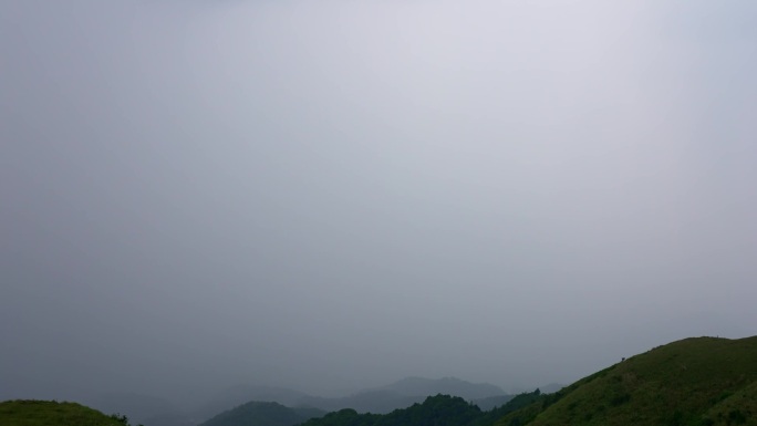 11817 山涧过云雨