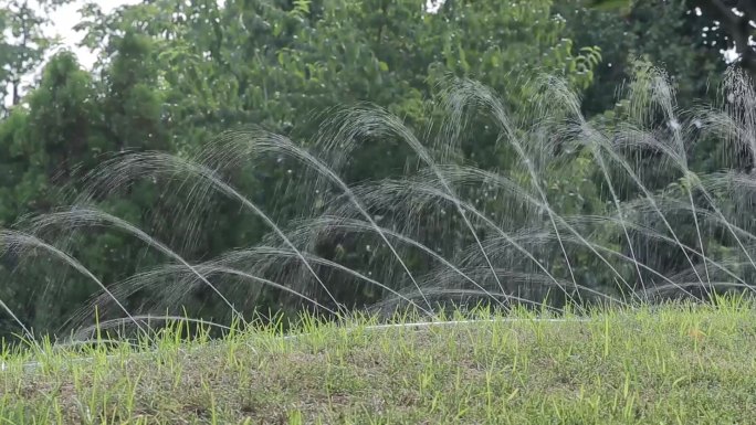 喷灌滴灌节水环保园林新型灌溉