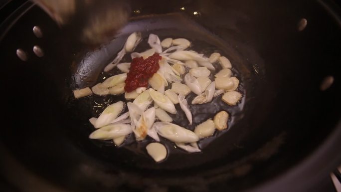 葱姜蒜配菜炝锅 (5)