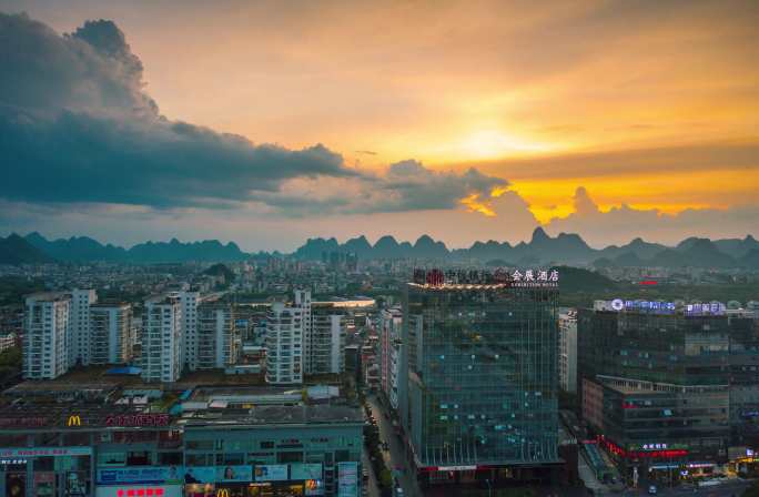 桂林七星区市区航拍延时风光风景日落大气