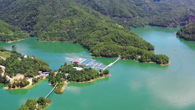 浙江丽水云和湖仙宫景区风光