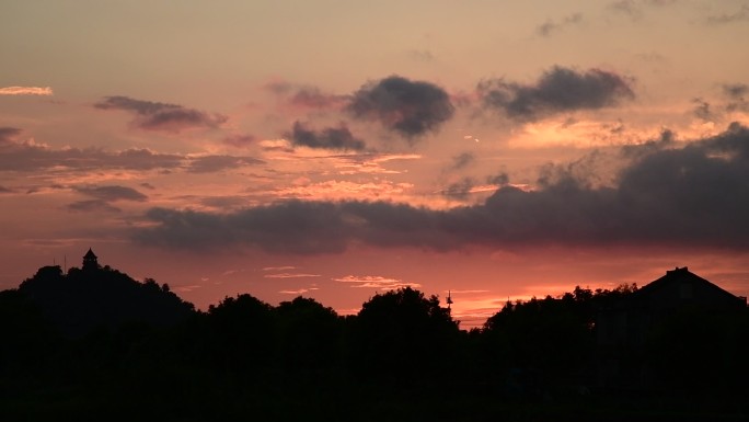 夏天 田野 晚霞