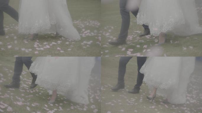新郎新娘走路的脚部特写