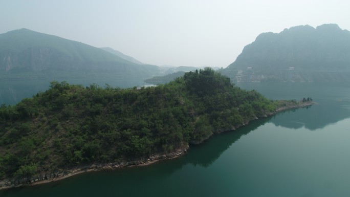 淇河清澈河流山川空境航拍推近