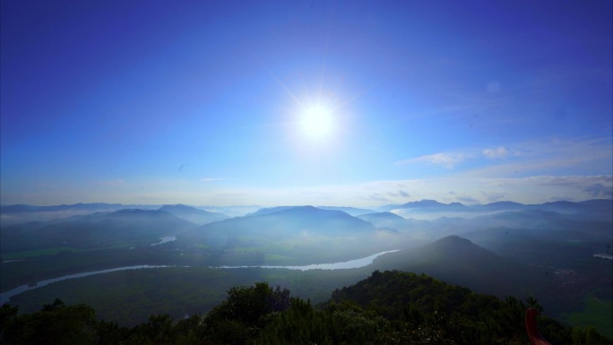 师爷山日出延时风景云海太阳出来早晨得太阳