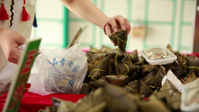 端午节买粽子 (2)