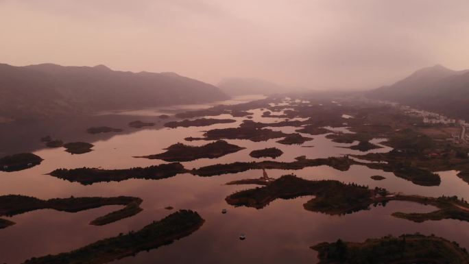 湖北黄冈仙岛湖黄昏