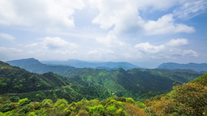 4K高山蓝天白云乡村光影流动延时