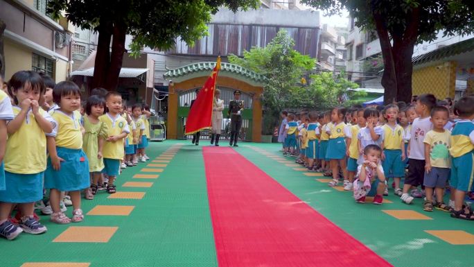 幼儿园校园学生升旗仪式