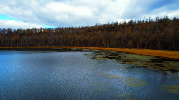 内蒙古阿尔山天池风景区 秋景航拍素材