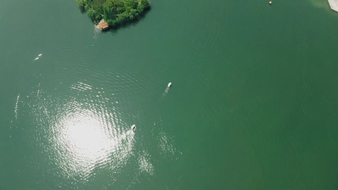 高空俯瞰年嘉湖湖面