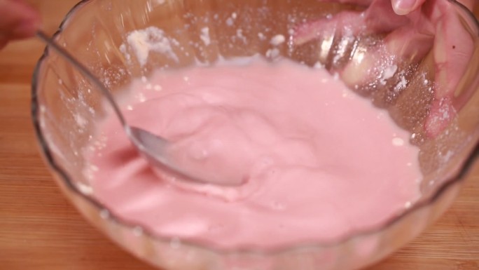 甜品饮料草莓牛奶 (2)