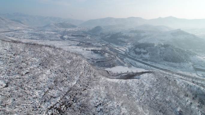 太行山大峡谷雪景航拍