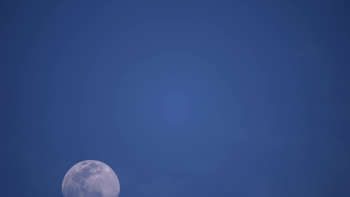 月升 实拍月亮