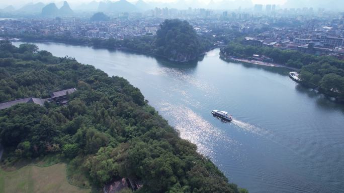 桂林国庆漓江风景区游船航拍2021