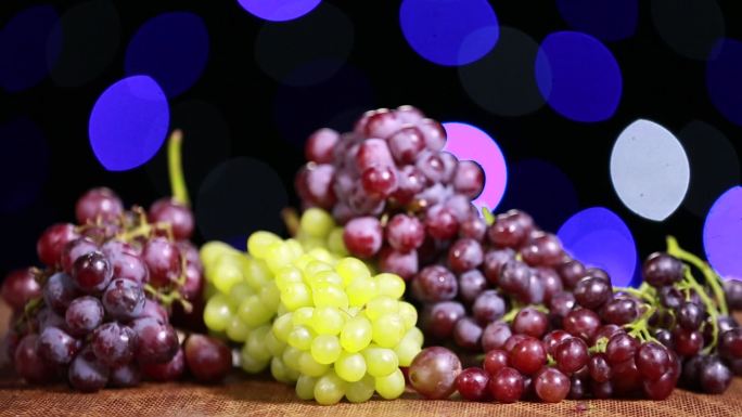 各种颜色不同品种的葡萄 (4)