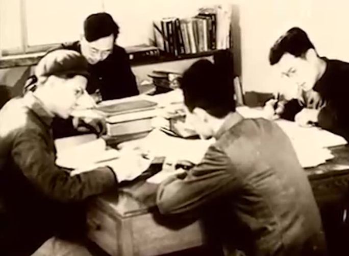 新中国初期1950年代办学建学校培养人才