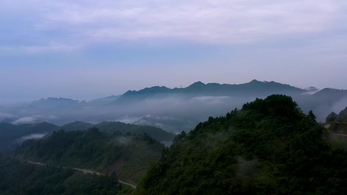 云海中的美景