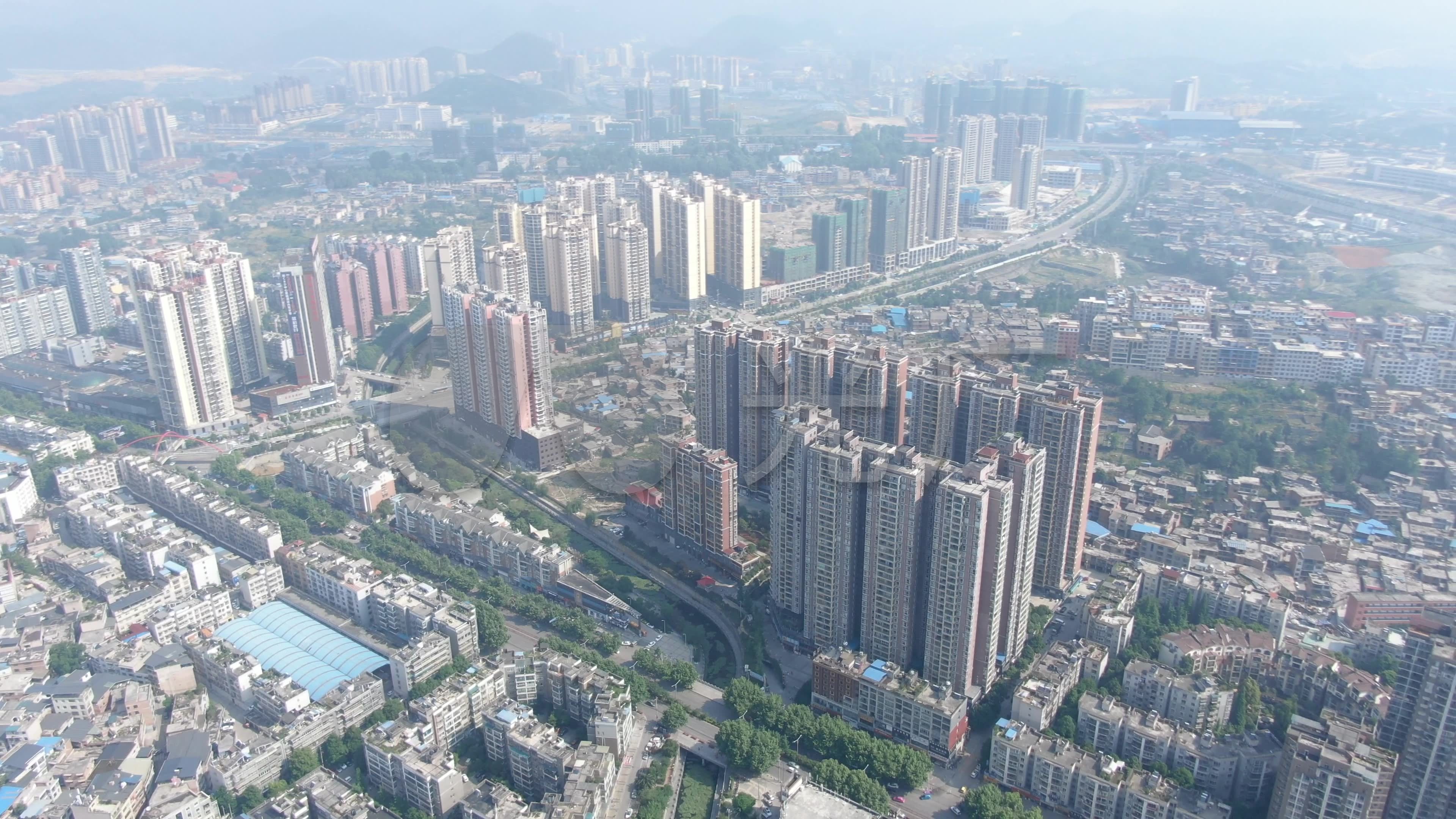 航拍贵州贵阳清镇市区_4096x2160_高清视频素材下载(编号:6534626)