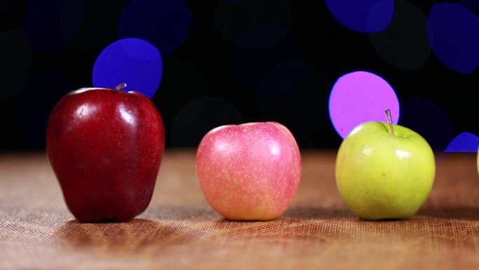 五颜六色的各种苹果 (7)