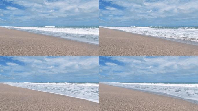 冲洗着沙滩的海浪