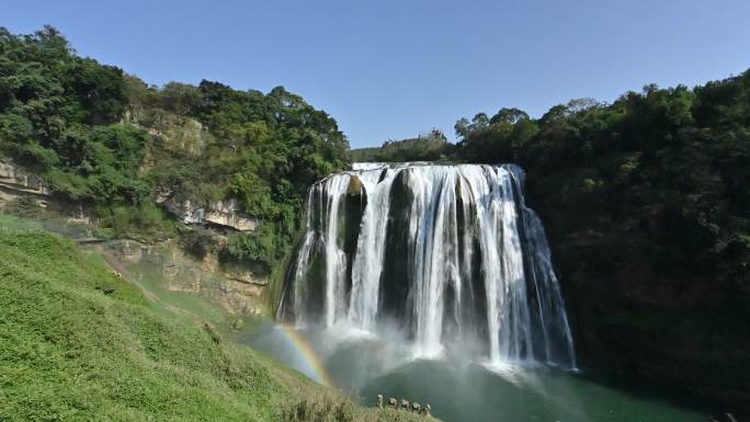 贵州安顺黄果树大瀑布旅游景区的实时拍摄