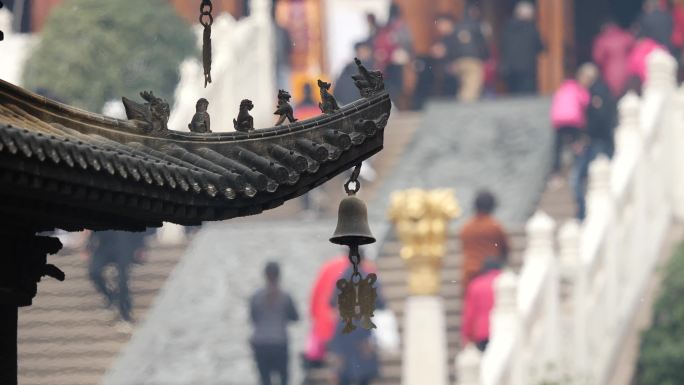 上海静安寺屋檐上的脊兽