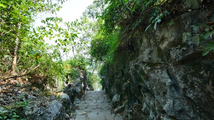 山路爬山登山古道山间小路