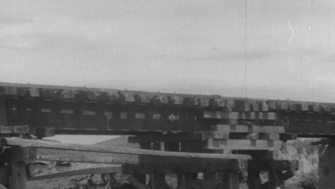 抗美援朝时期铁道兵抢修钢铁运输线保障运输