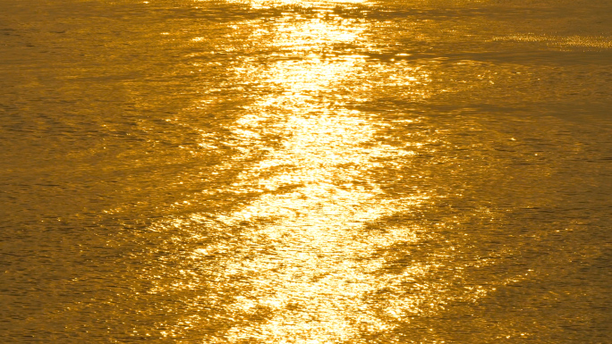 黄金水道