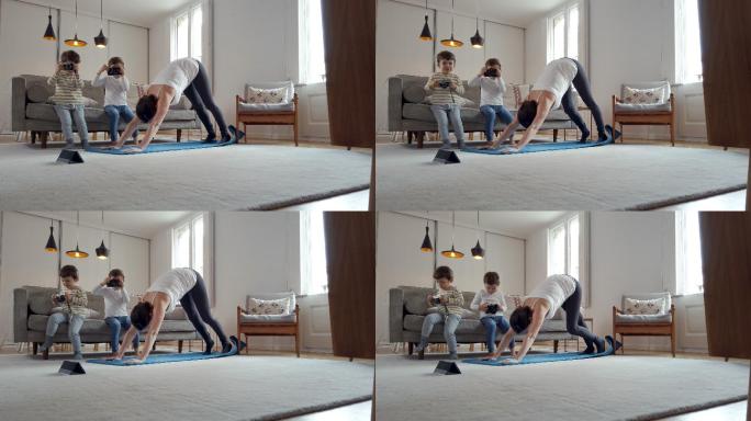 在家练习瑜伽瑜伽垫运动健康生活健身房锻炼