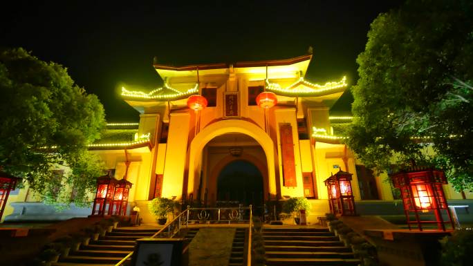 桂林靖江王府广西师范大学校门夜景