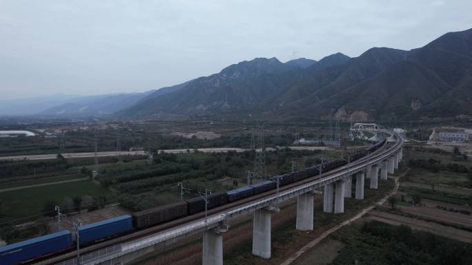 浩吉铁路货运专线