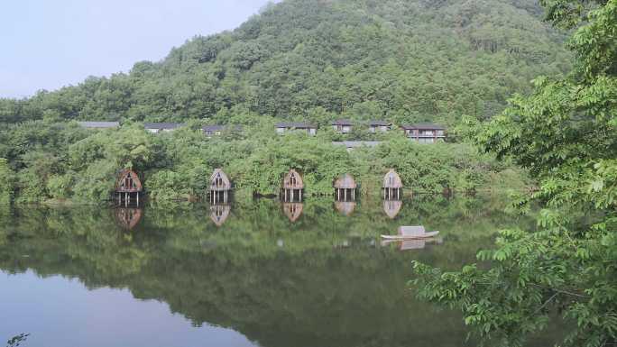 航拍建德富春开元芳草地乡村酒店