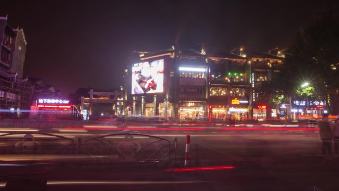 桂林东西巷大门夜景