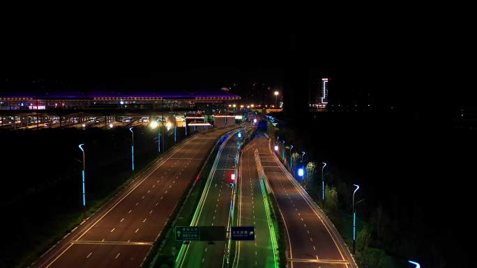 航拍西安北客站道路夜景