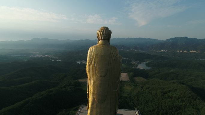 平顶山鲁山大佛的金手指