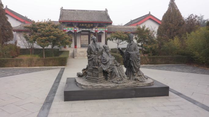三苏纪念馆门前雕像
