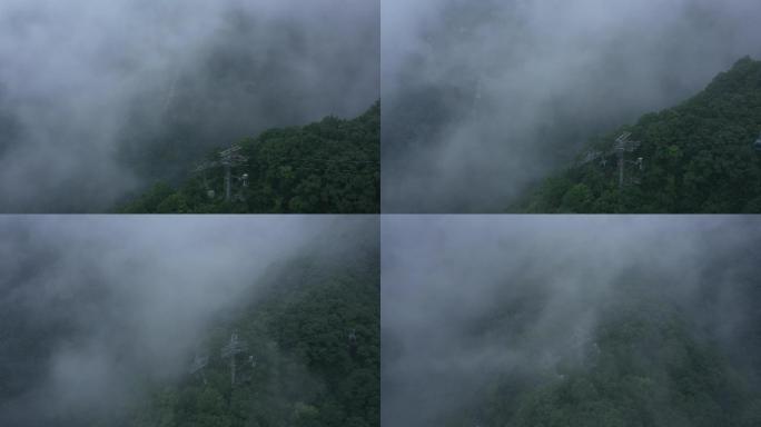 尧山云雾中的缆车